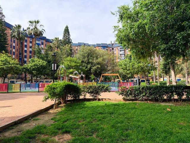 Piso en Venta en Los Guindos - Parque Mediterráneo - Santa Paula