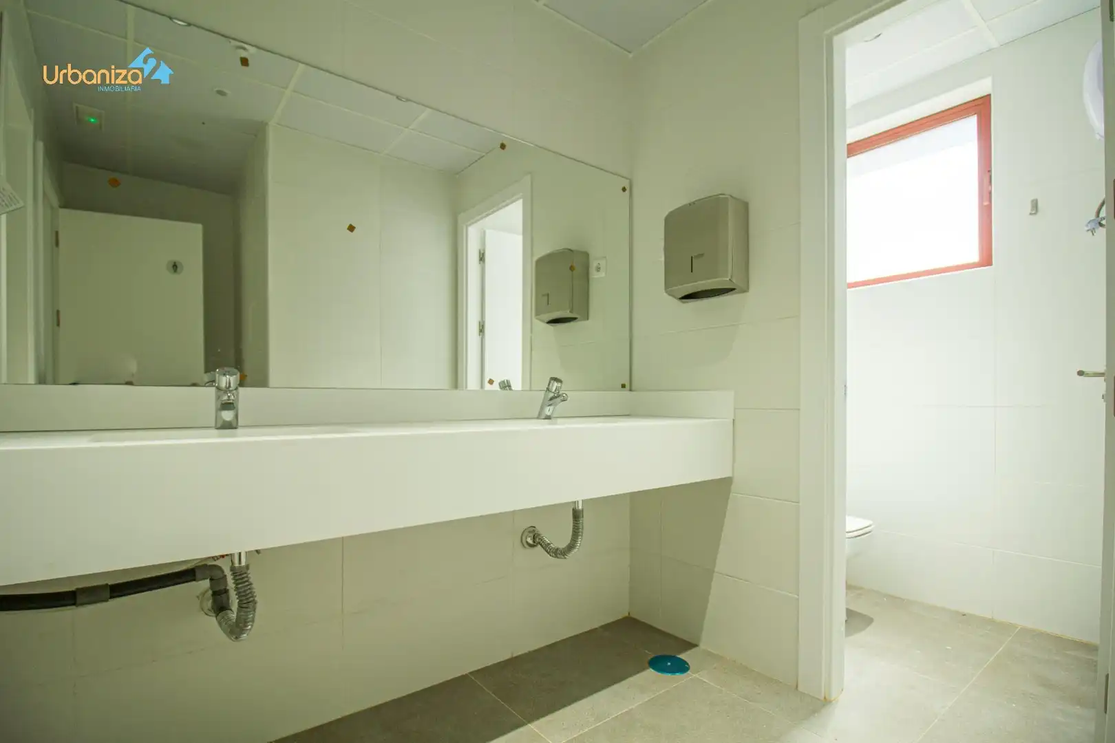 Office space with lift to rent in Avenida del Doctor Juan Pereda Pila, imagen 15