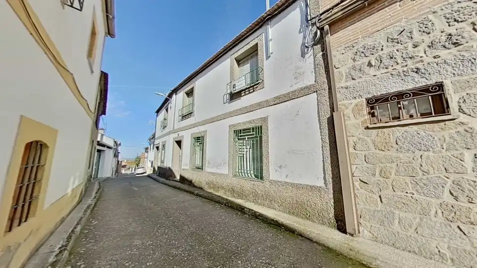 Vista exterior de Casa o chalet en venta en San Pablo de los Montes con Calefacción y Trastero