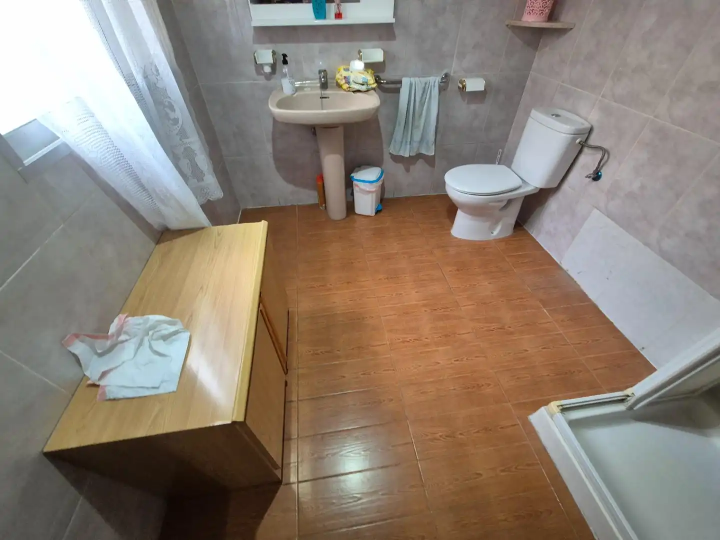 Bany de Planta baixa en venda en Sax