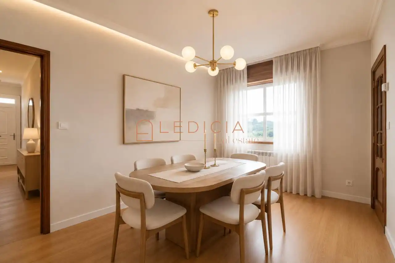 Dining room of Houses for sale in Vigo   with Heating, Terrace and Storage room