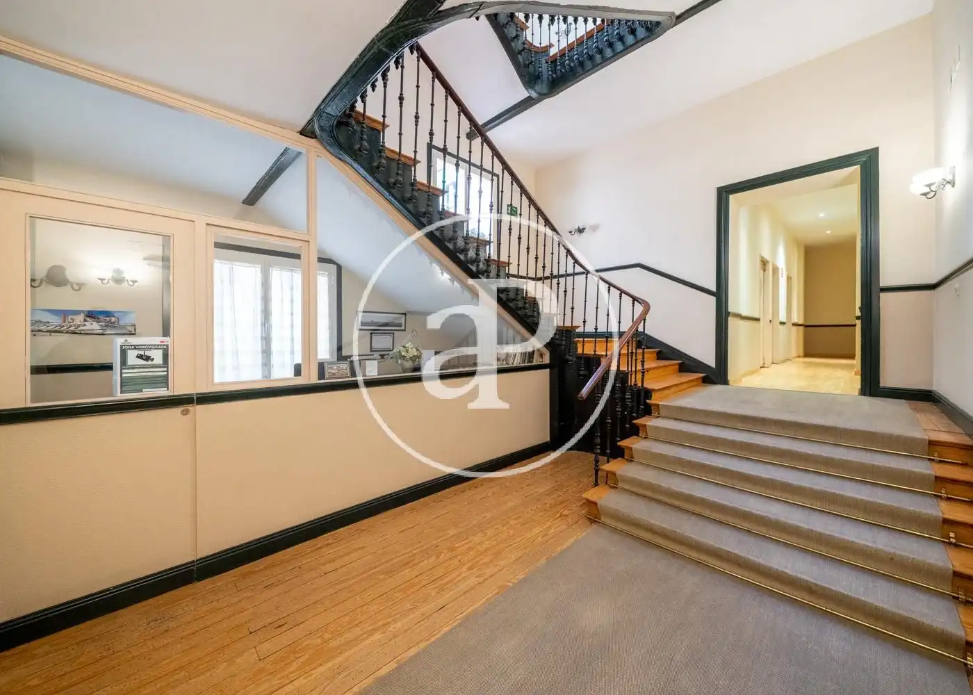 Dúplex en venta en Madrid con Aire acondicionado, Calefacción y Amueblado