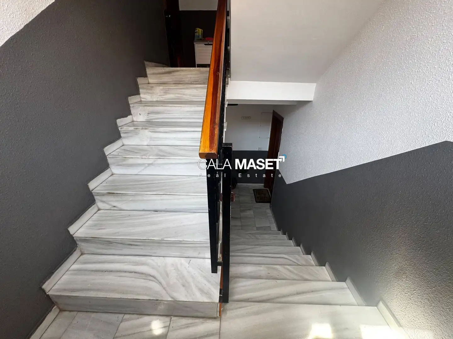 Ático en venta en Castell d'Aro, Platja d'Aro i s'Agaró con Calefacción, Terraza y Amueblado
