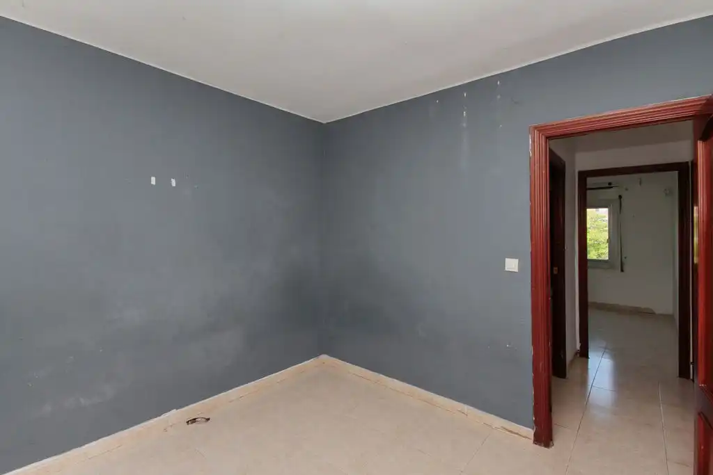 Bedroom of Flat for sale in Badalona