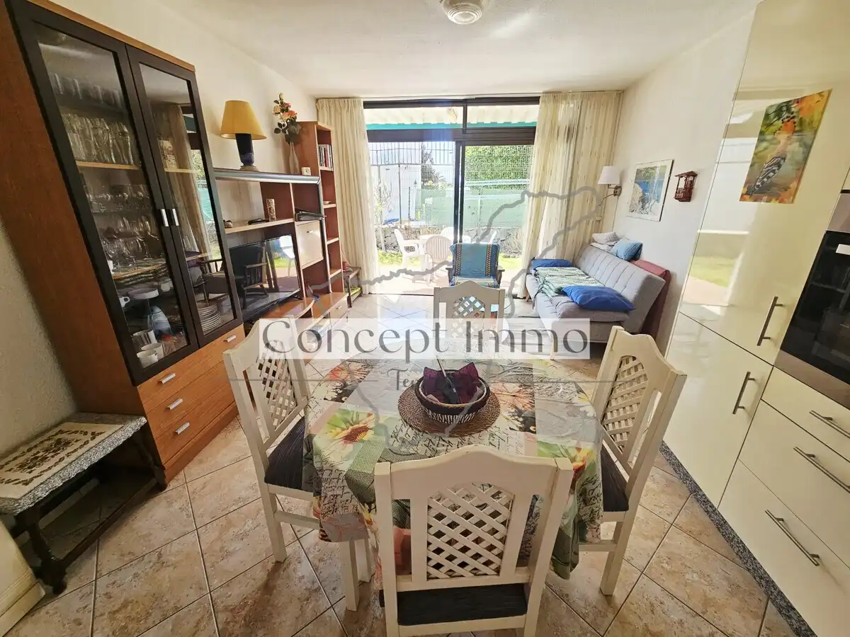 Sala d'estar de Planta baixa en venda en Adeje amb Terrassa, Traster i Balcó
