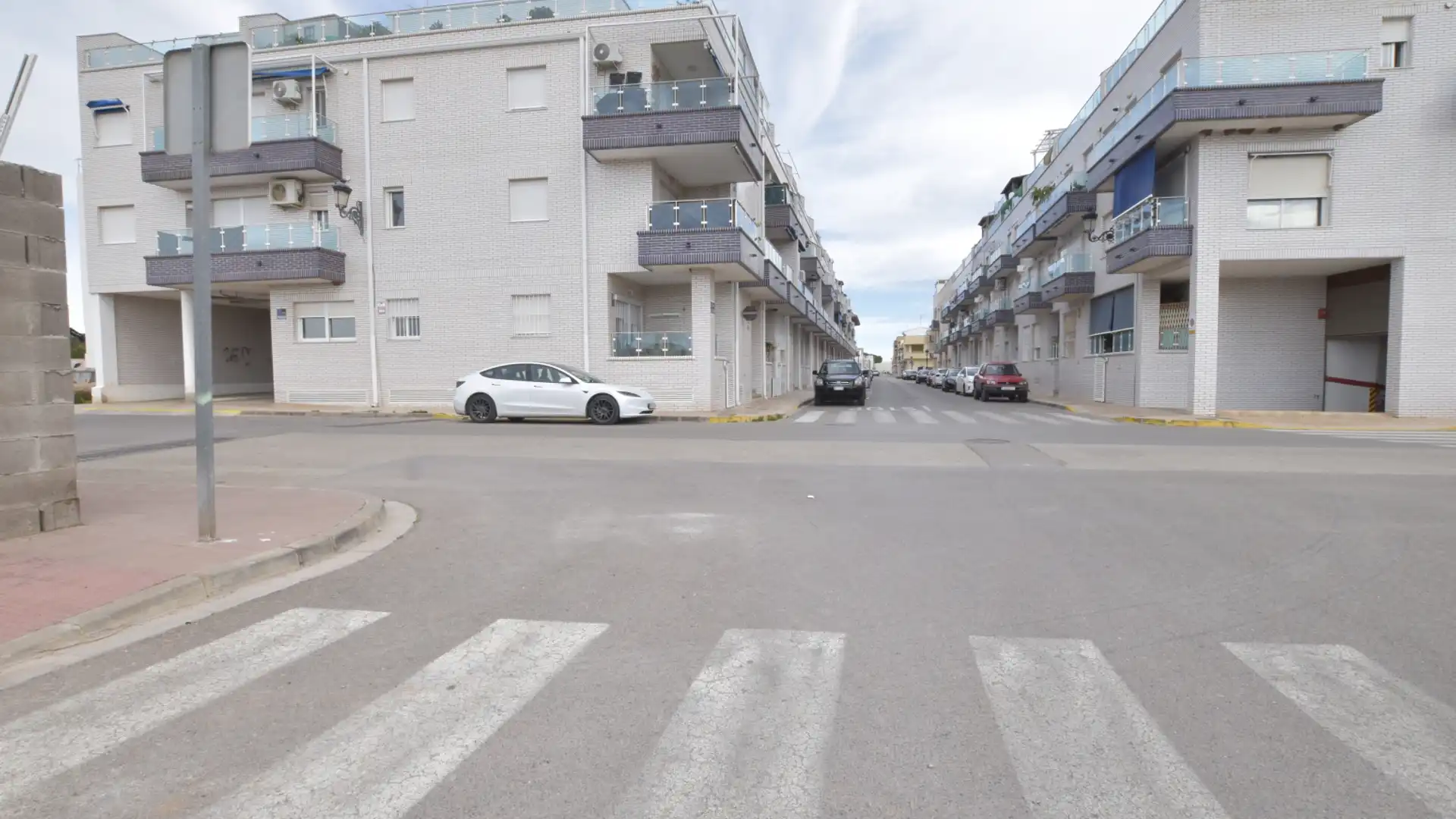 Exterior view of Garage for sale in Rafelbuñol / Rafelbunyol