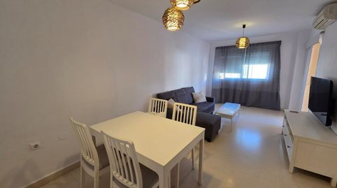 Foto 4 von Wohnung zur Miete in Calle Poeta Aurora de Albornoz, El Cónsul - Ciudad Universitaria - El Romeral, Málaga Capital