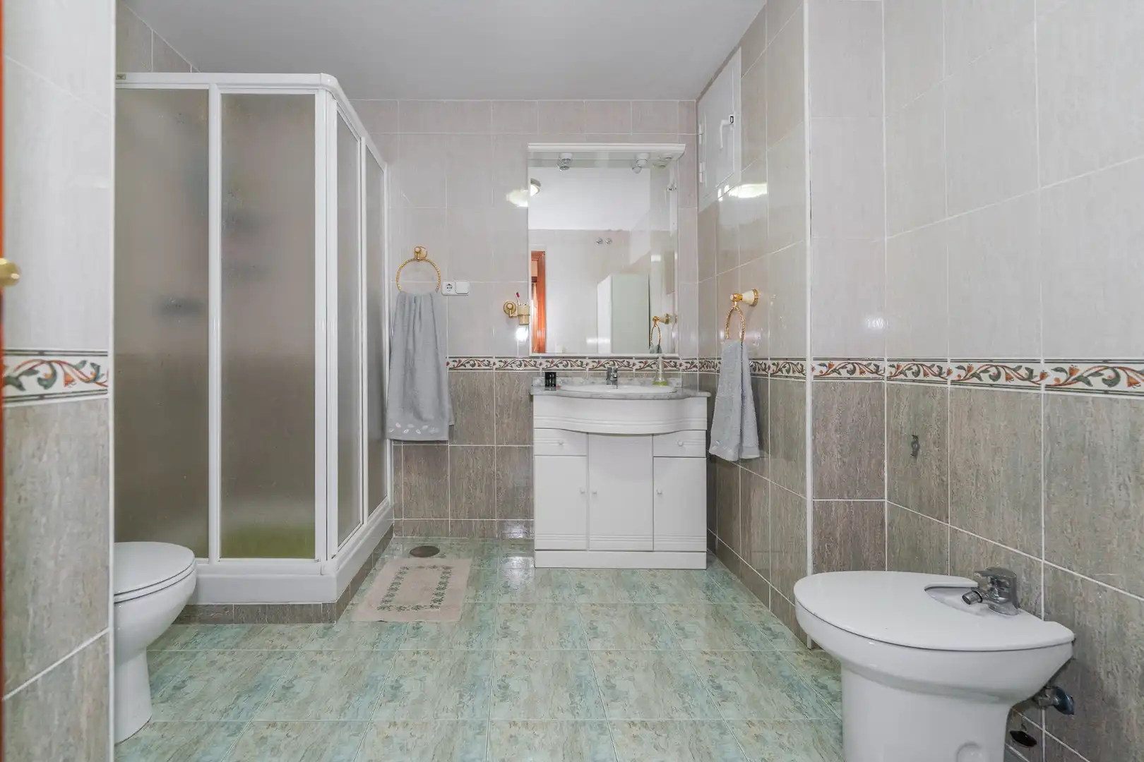 Bathroom of Houses for sale in San Sebastián de los Reyes  with Air Conditioner, Heating and Private garden