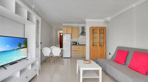 Foto 5 de Piso en venta en Calle Chasna, 3, Costa del Silencio, Arona