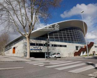 Vista exterior de Casa o xalet en venda en Salamanca Capital amb Terrassa, Piscina i Moblat