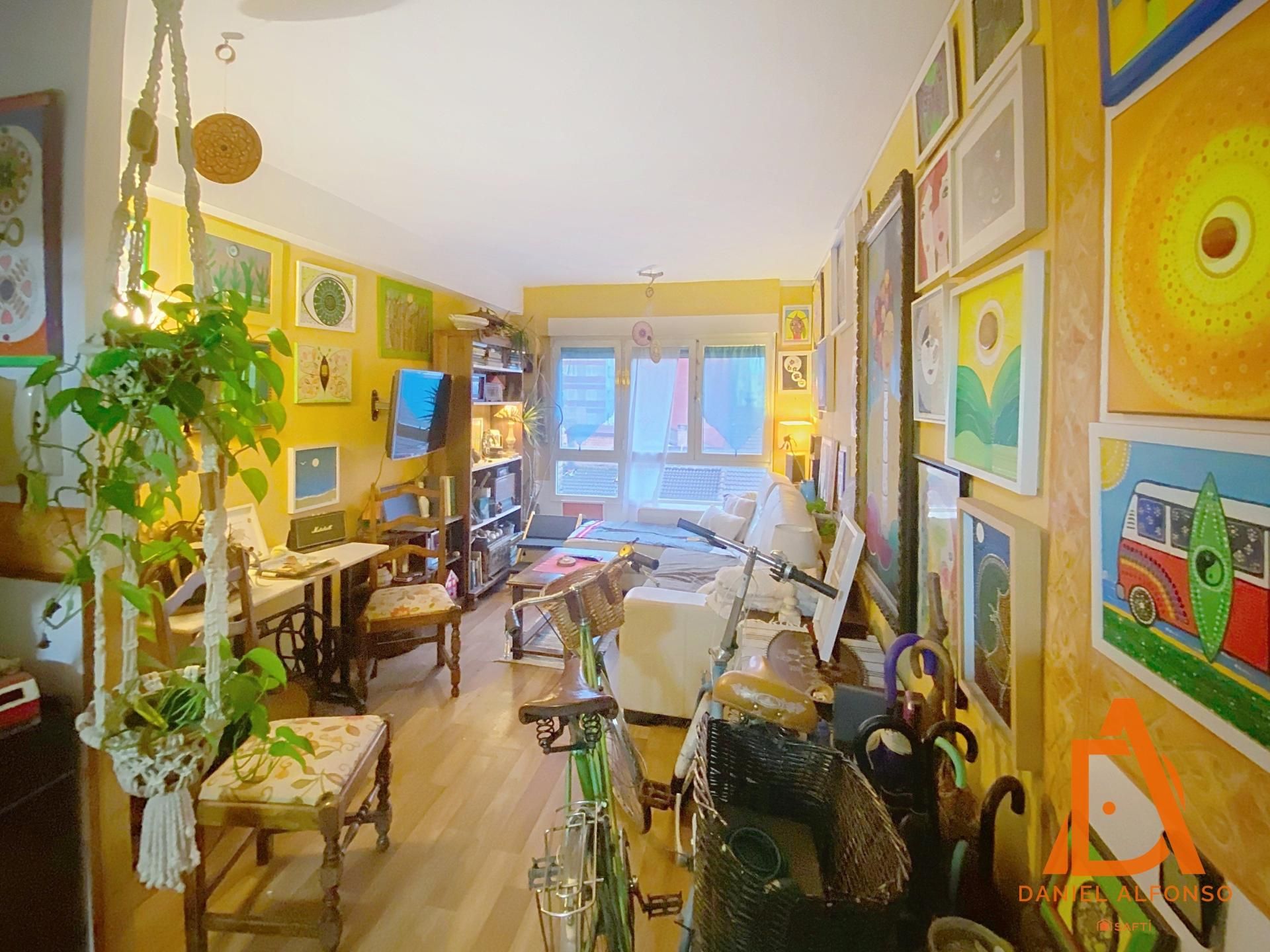 Sala d'estar de Pis en venda en Gijón 