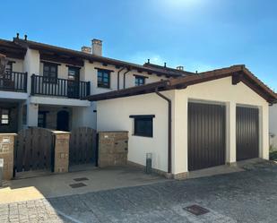 Exterior view of Single-family semi-detached for sale in Jaca  with Heating, Private garden and Parquet flooring