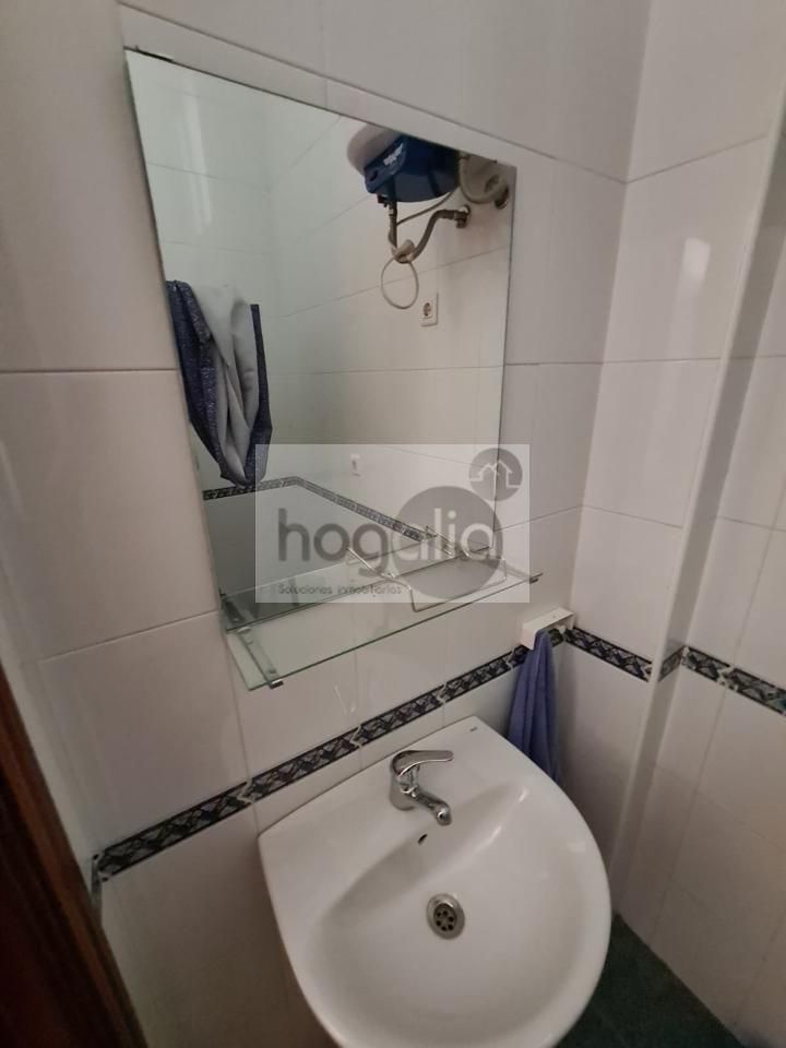 Bathroom of Planta baja to rent in  Sevilla Capital  with Furnished