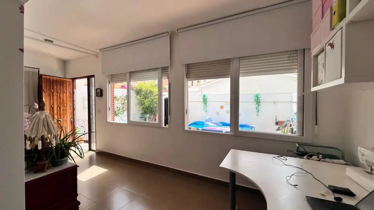 Casa bifamiliare in vendita a Parque de la Paloma, imagen 4