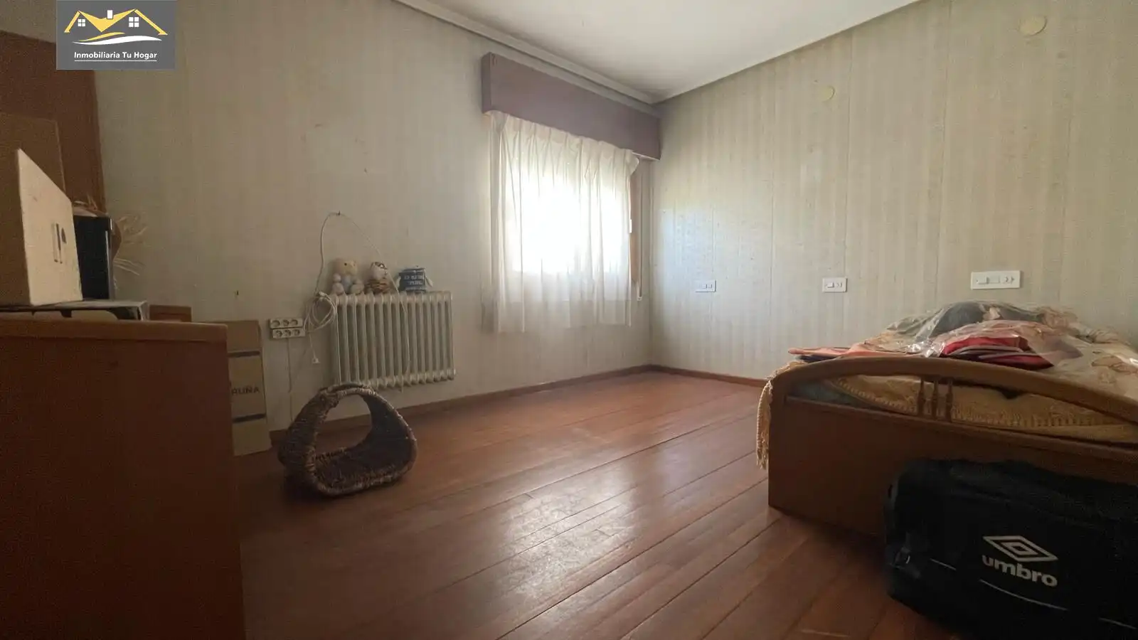 Bedroom of Houses for sale in Maceda  with Terrace, Storage room and Furnished