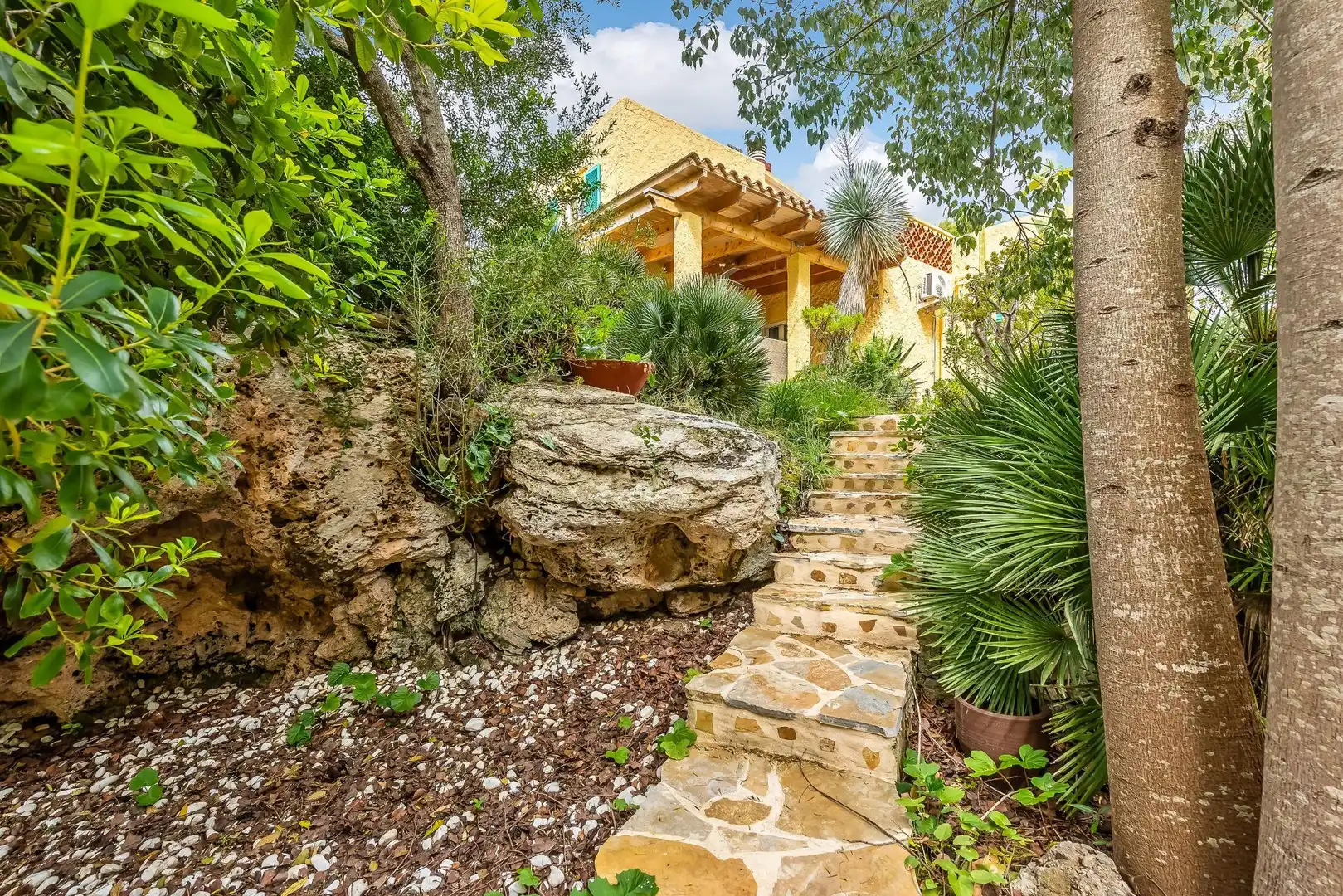 Vista exterior de Casa o xalet en venda en Artà amb Aire condicionat, Calefacció i Jardí privat