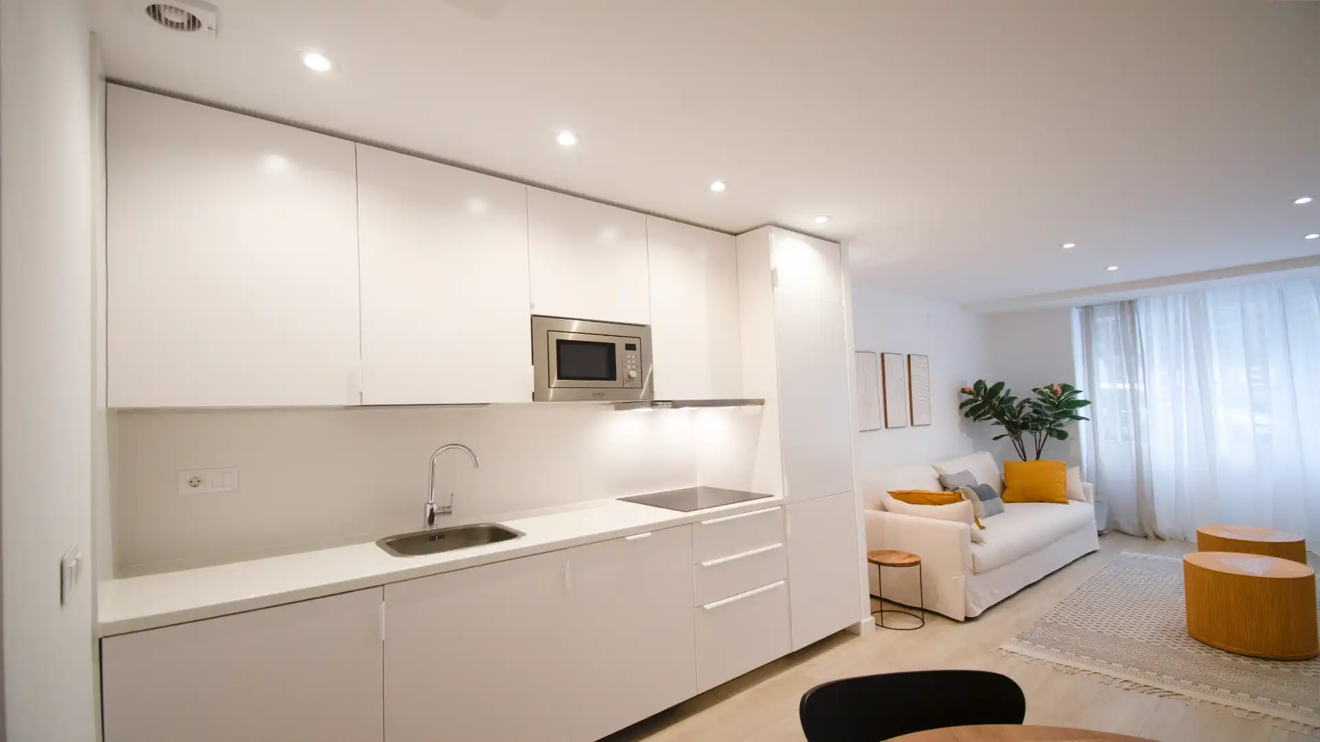 Kitchen of Flat for rent in Madrid  with Heating, Furnished and Oven