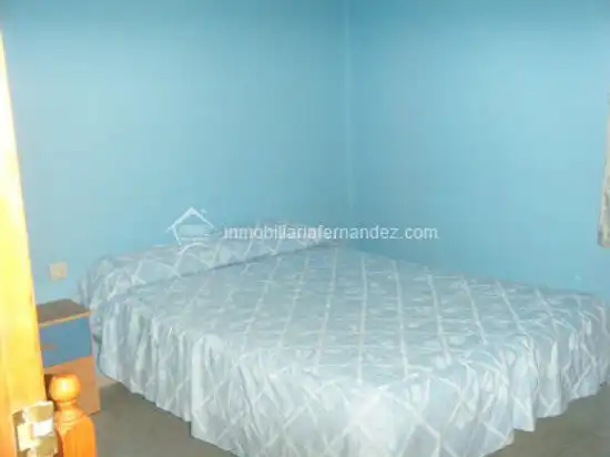 Dormitori de Apartament en venda en Cáceres amb Calefacció, Terrassa i Moblat