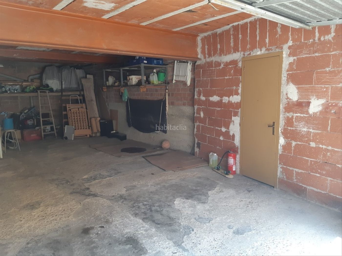 Garage for sale in Gelida