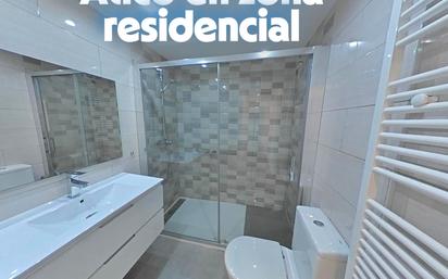 Bathroom of Attic for sale in Sant Andreu de la Barca  with Air Conditioner, Heating and Community pool