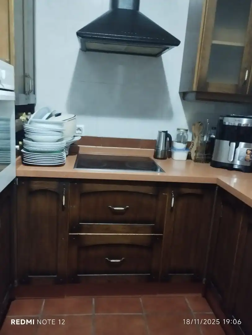 Cuina de Casa o xalet per a compartir en Santiponce amb Aire condicionat, Calefacció i Traster