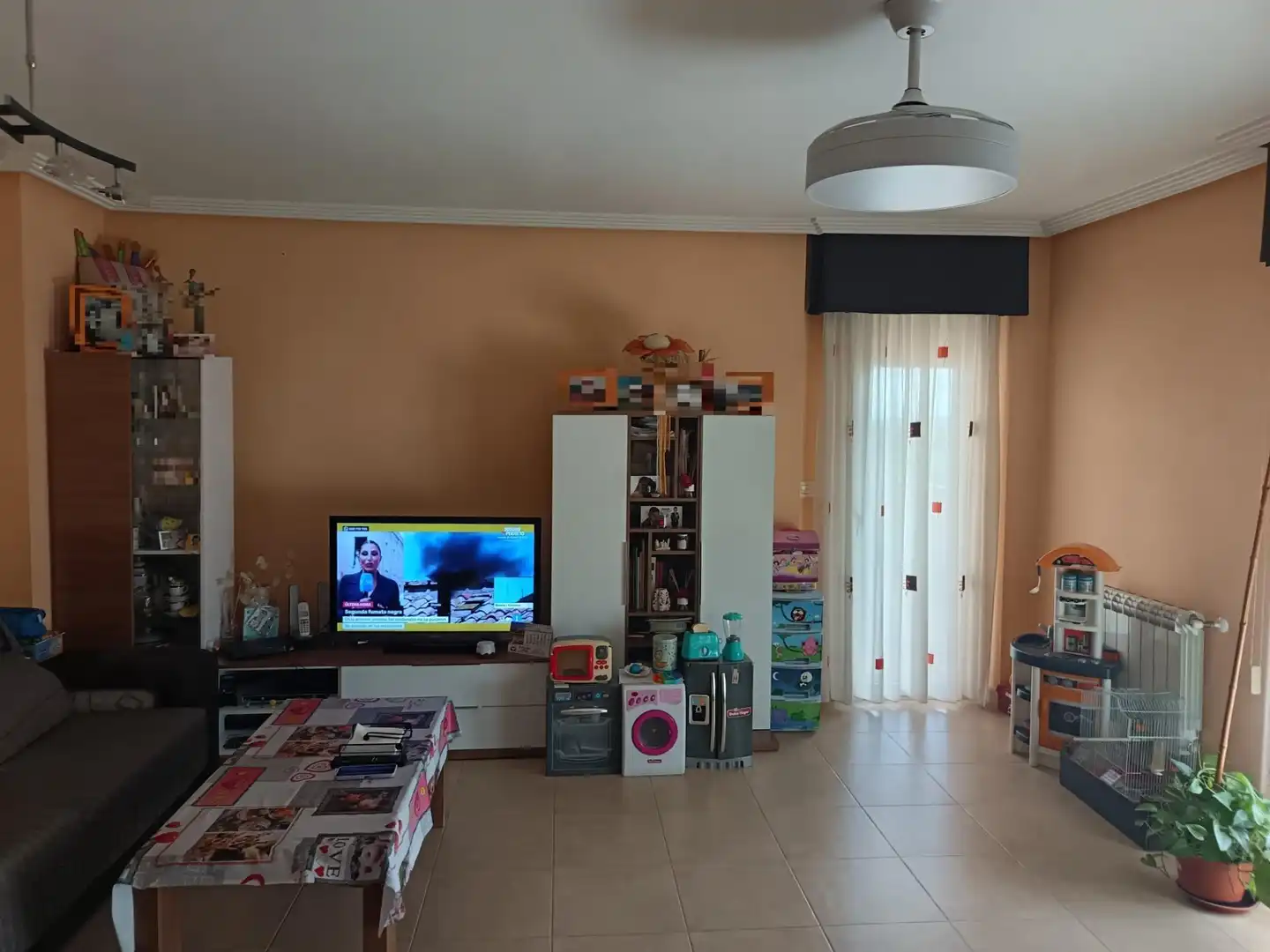 Living room of Flat for sale in Argamasilla de Calatrava  with Heating, Private garden and Terrace