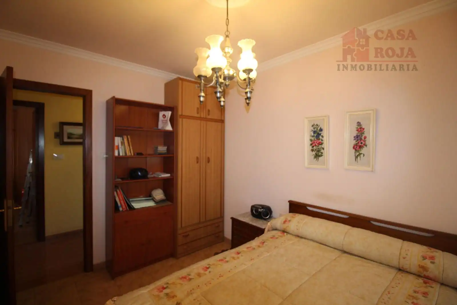 Dormitori de Casa o xalet en venda en Moaña amb Calefacció, Terrassa i Traster
