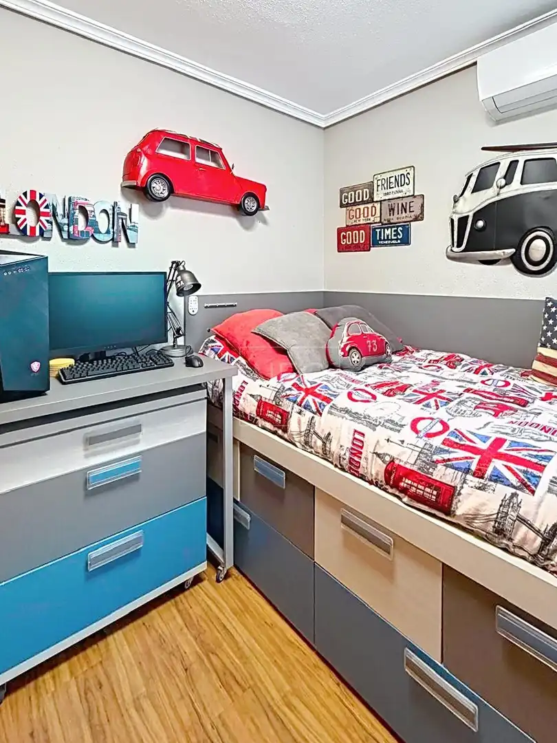 Bedroom of Flat for sale in Pinto  with Air Conditioner, Heating and Terrace