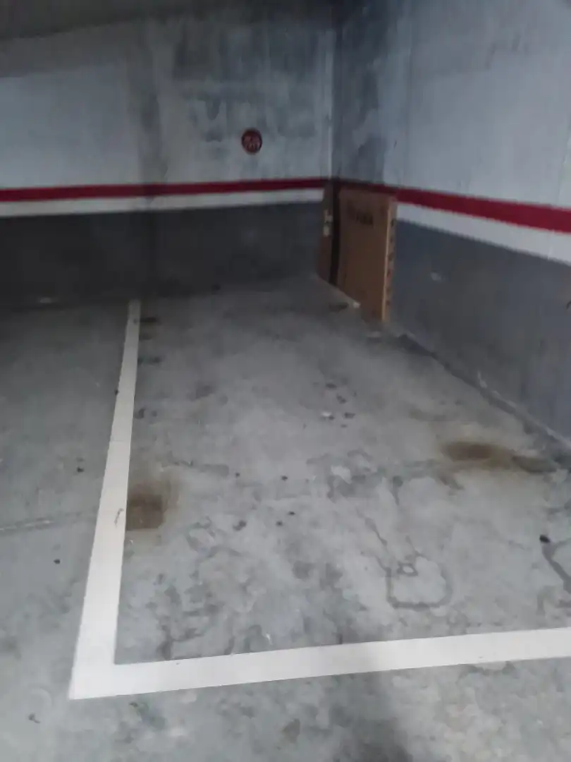 Parkplatz zum Verkauf in Carrer Torrent Mal 37, imagen 7