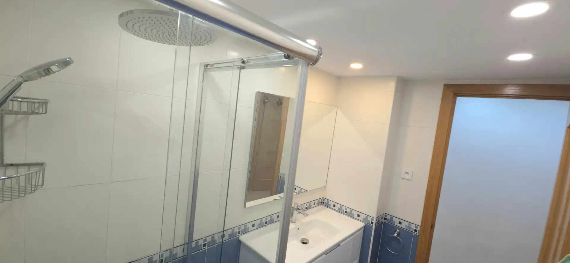 Badezimmer von Wohnung zum Verkauf in Zarzaquemada