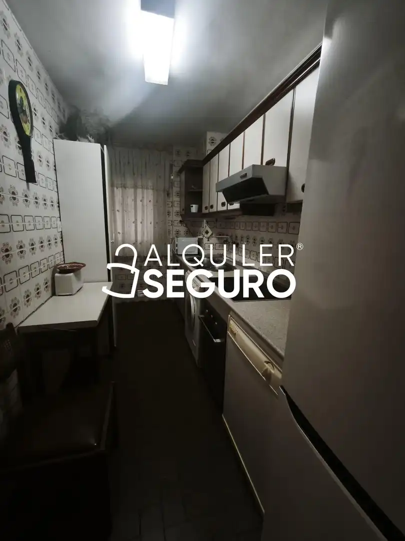Kitchen of Flat for rent in Zaragoza  with Heating, Terrace and Furnished