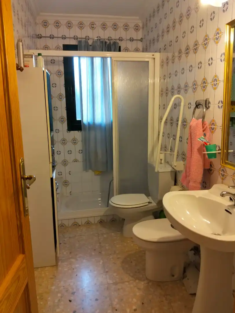 Bany de Casa o xalet en venda en Hellín amb Aire condicionat, Calefacció i Parquet