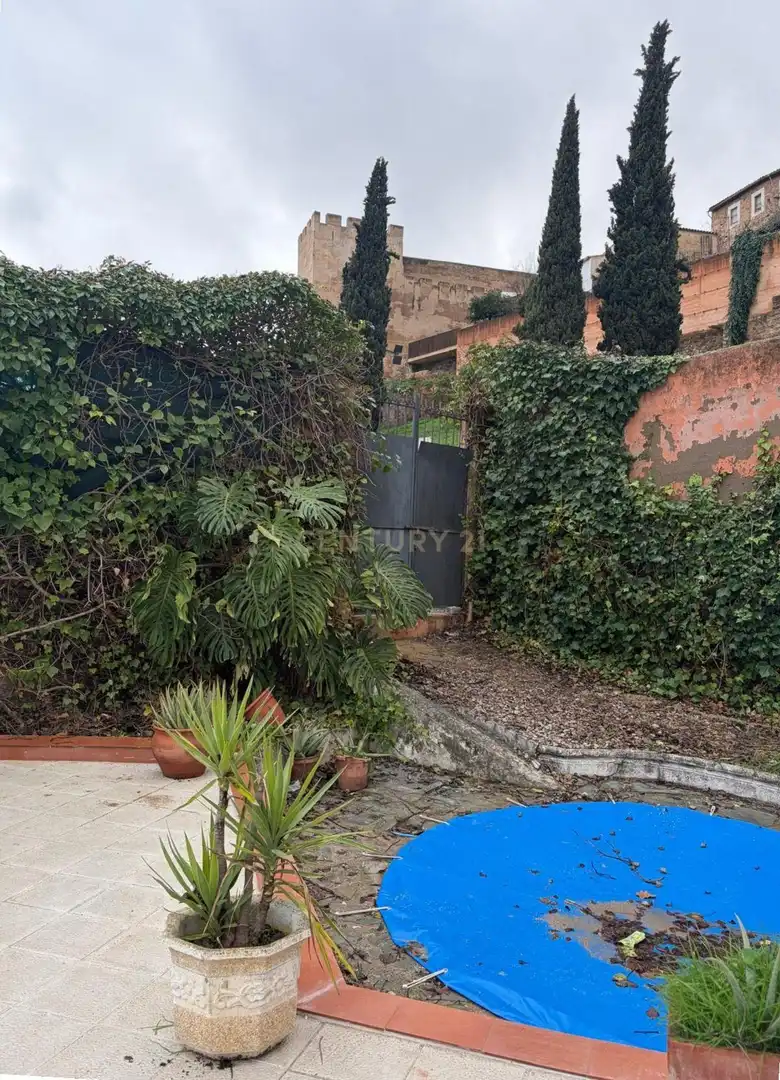 Garten von Wohnung zum Verkauf in Cáceres mit Privatgarten, Schwimmbad und Waschmaschine