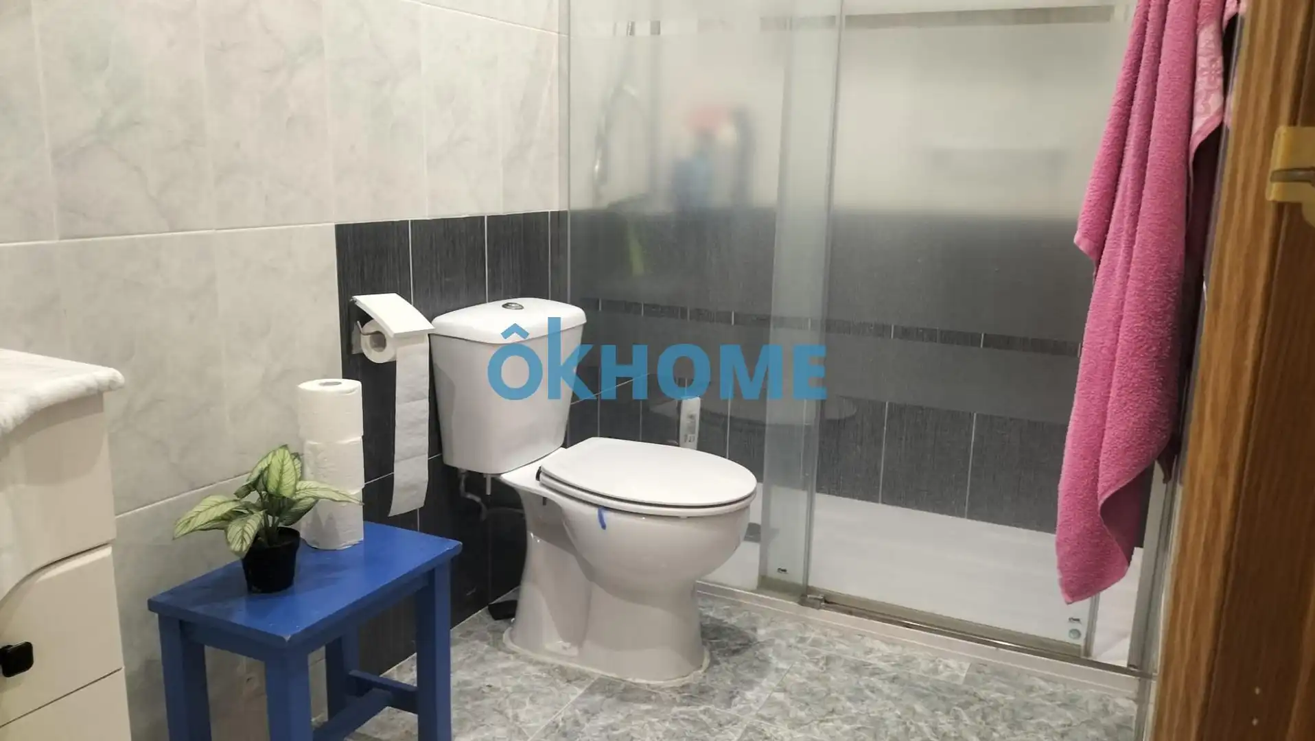 Bathroom of Flat for sale in Aldaia  with Air Conditioner, Heating and Private garden