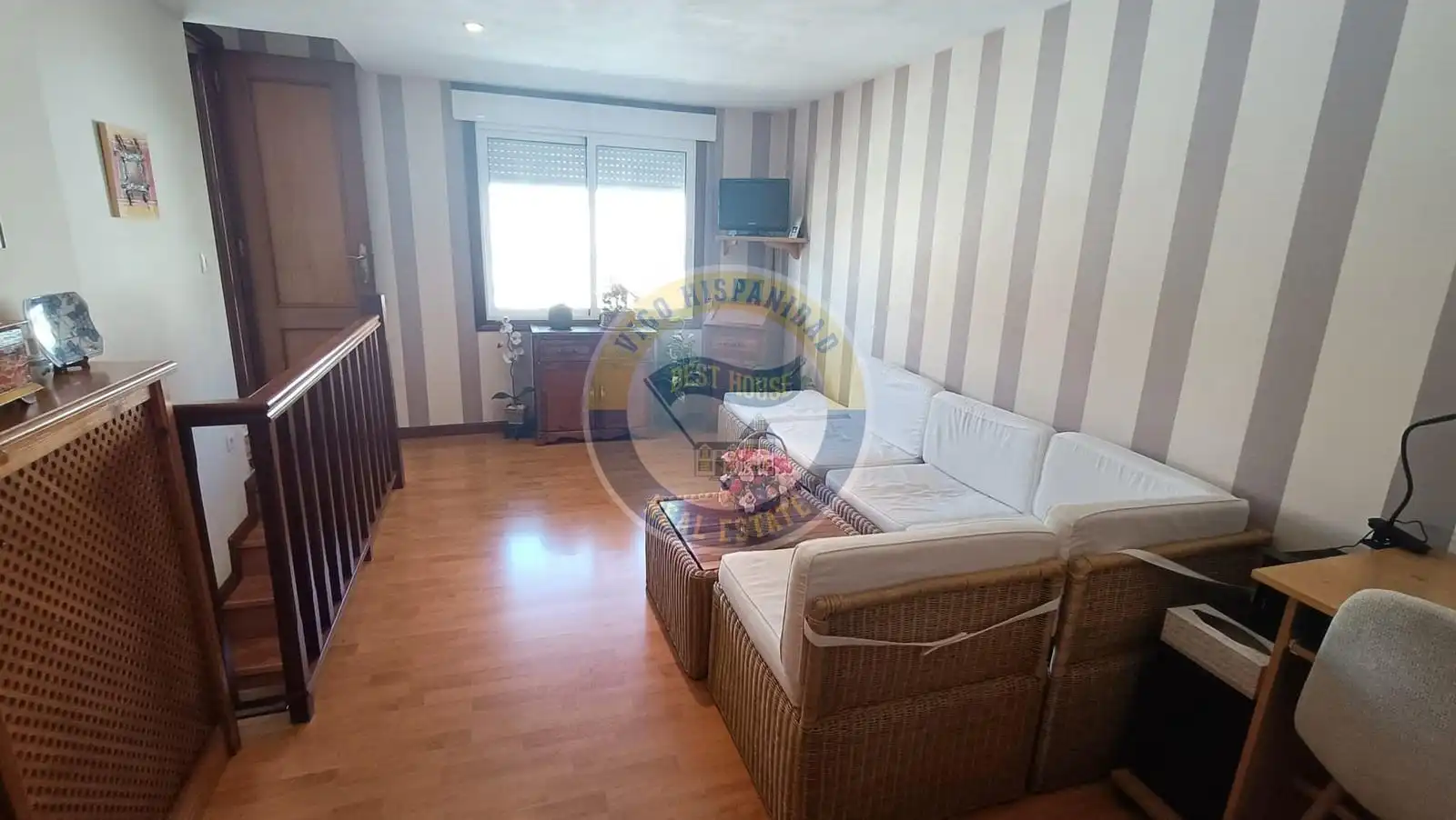 Casa adosada en venta en Vigo  con Calefacción, Terraza y Trastero