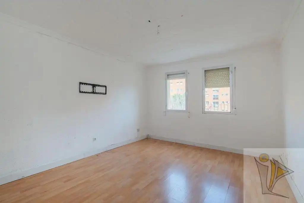 Bedroom of Flat for sale in Madrid