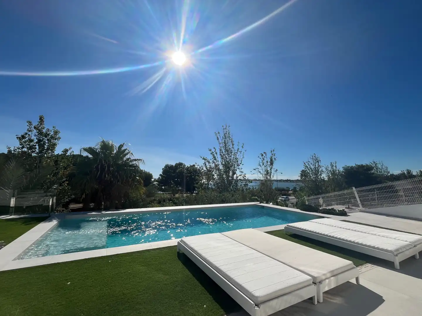 Piscina de Casa o xalet en venda en L'Ampolla amb Aire condicionat, Calefacció i Jardí privat