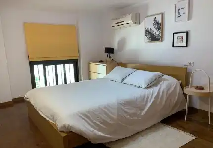 Dormitori de Dúplex en venda en Sevilla amb Aire condicionat, Calefacció i Moblat