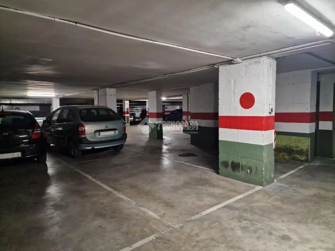 Parking of Garage for sale in Huesca