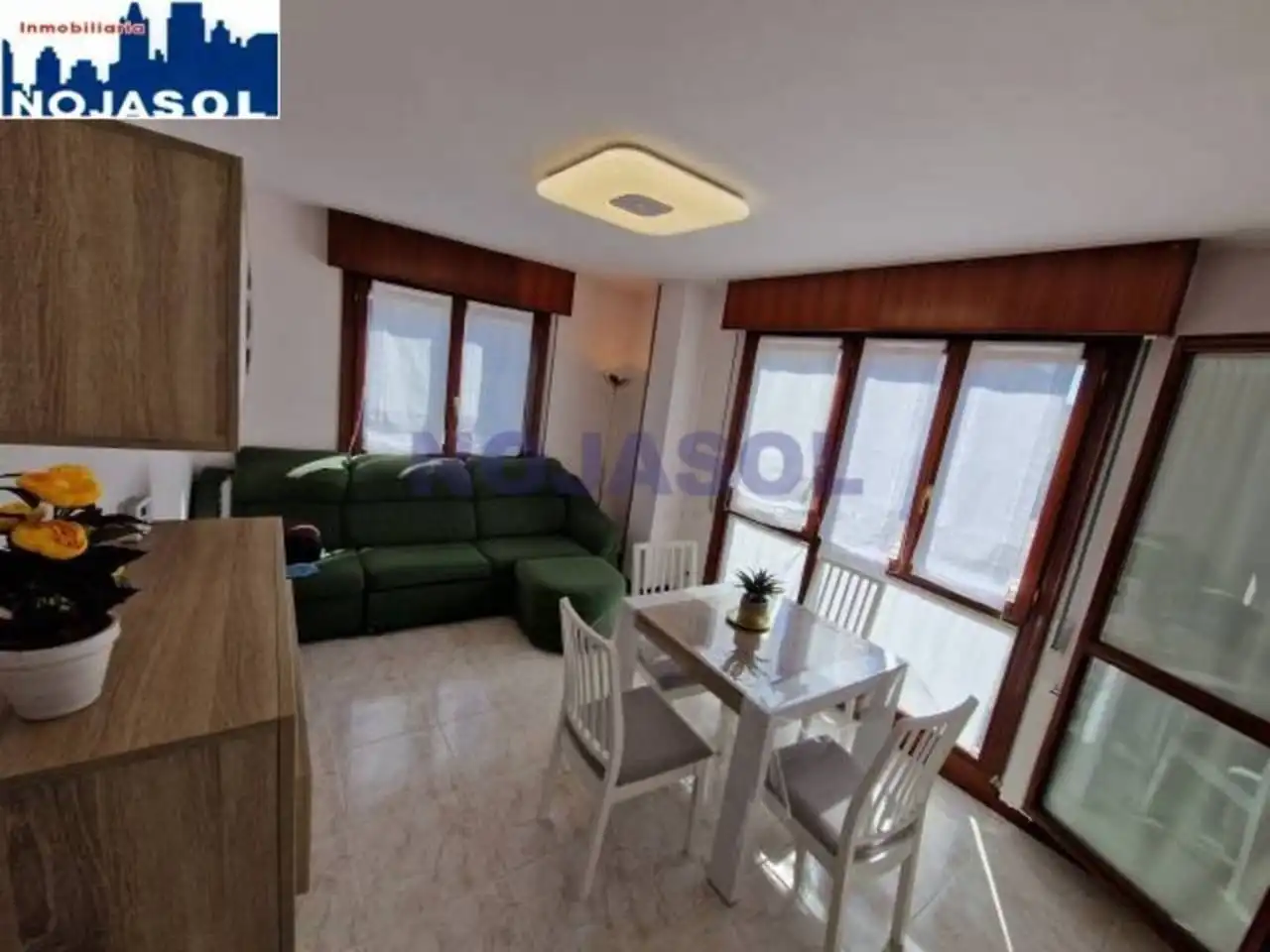 Flat with terrace to rent in Avenida Santos Mártires 6, imagen 8