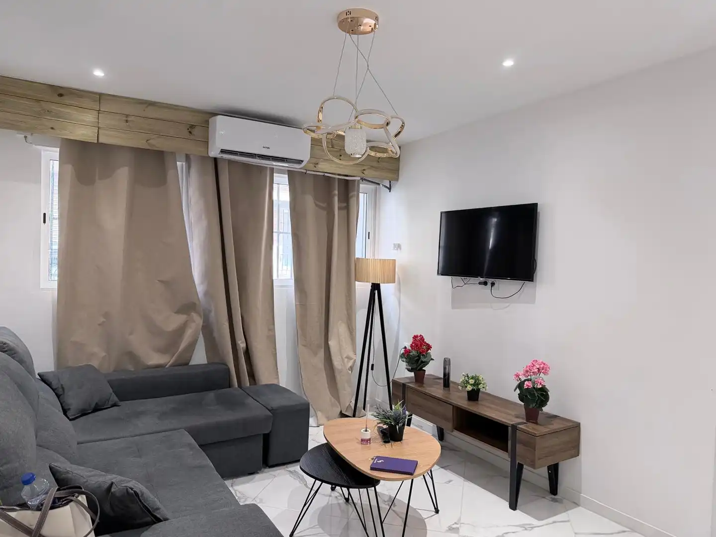 Living room of Apartments for sale in Alicante / Alacant  with Heating, Storage room and Furnished