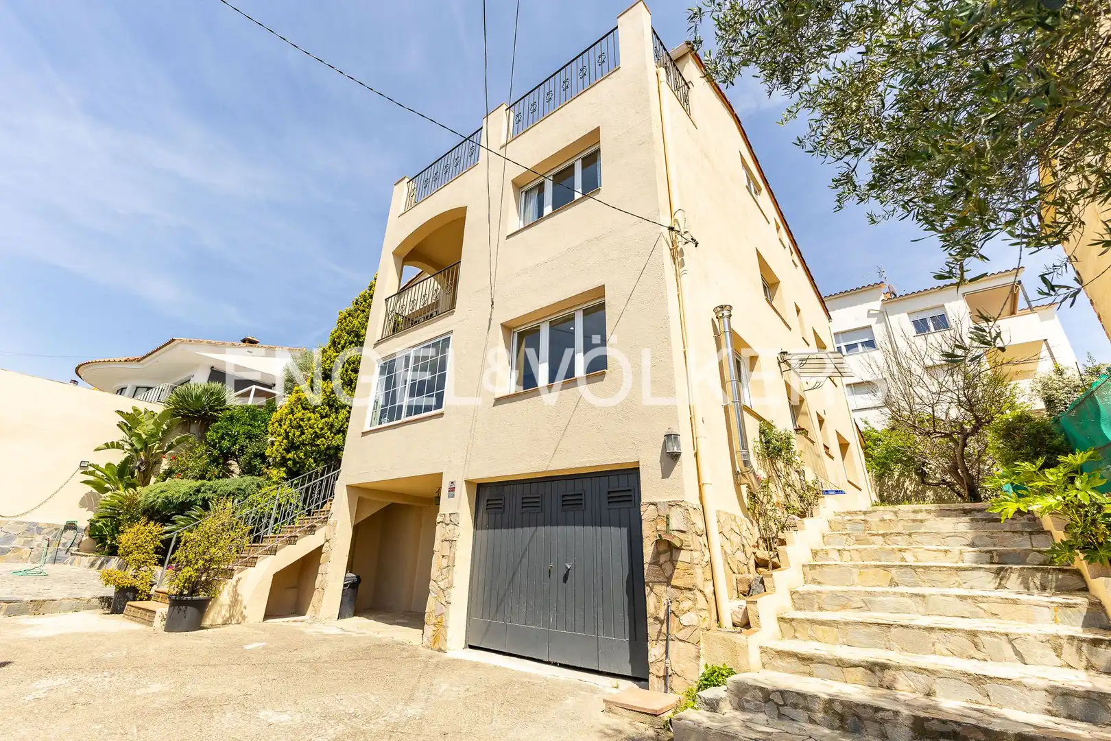 Vista exterior de Casa o chalet en venta en Arenys de Mar con Calefacción, Jardín privado y Terraza