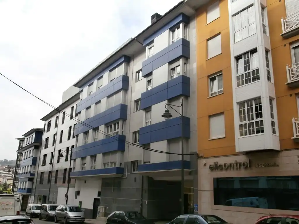 Locale commerciale in vendita a C/ Hermanos Felgueroso