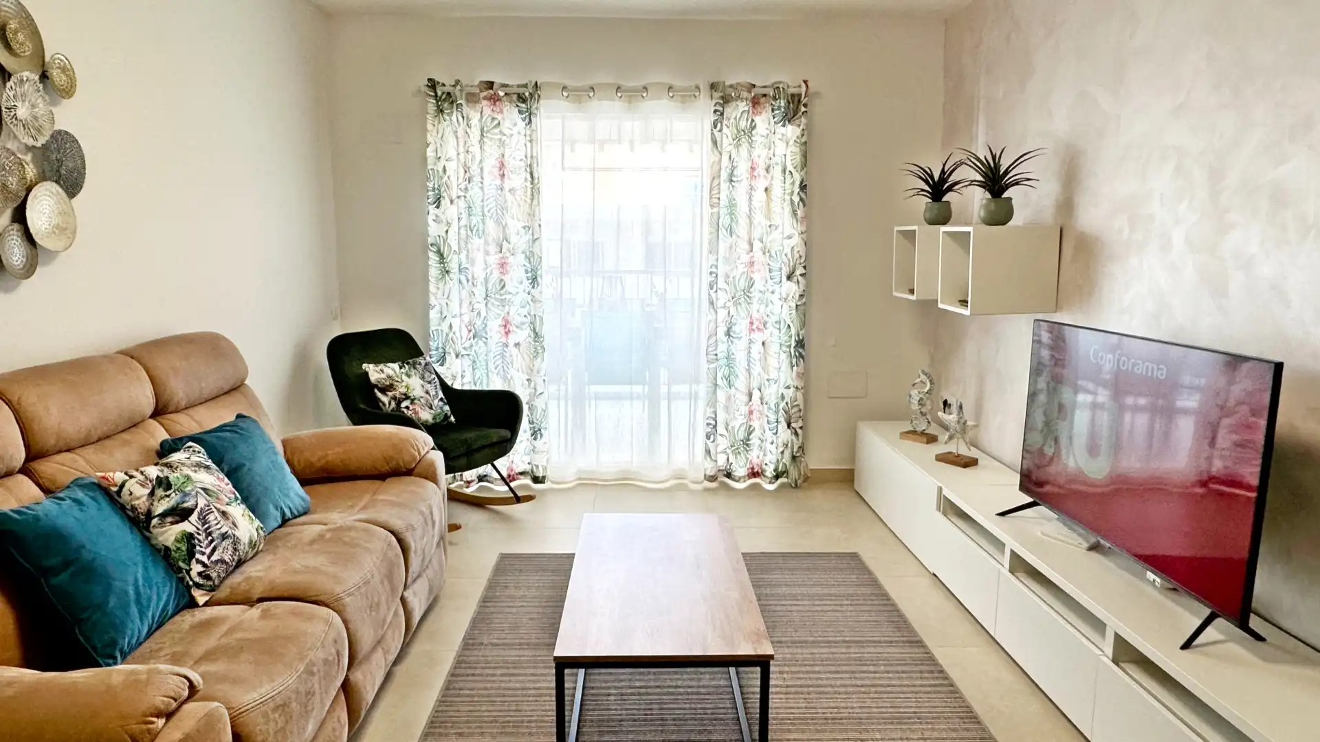 Sala d'estar de Apartament de lloguer en Gandia amb Aire condicionat, Calefacció i Moblat