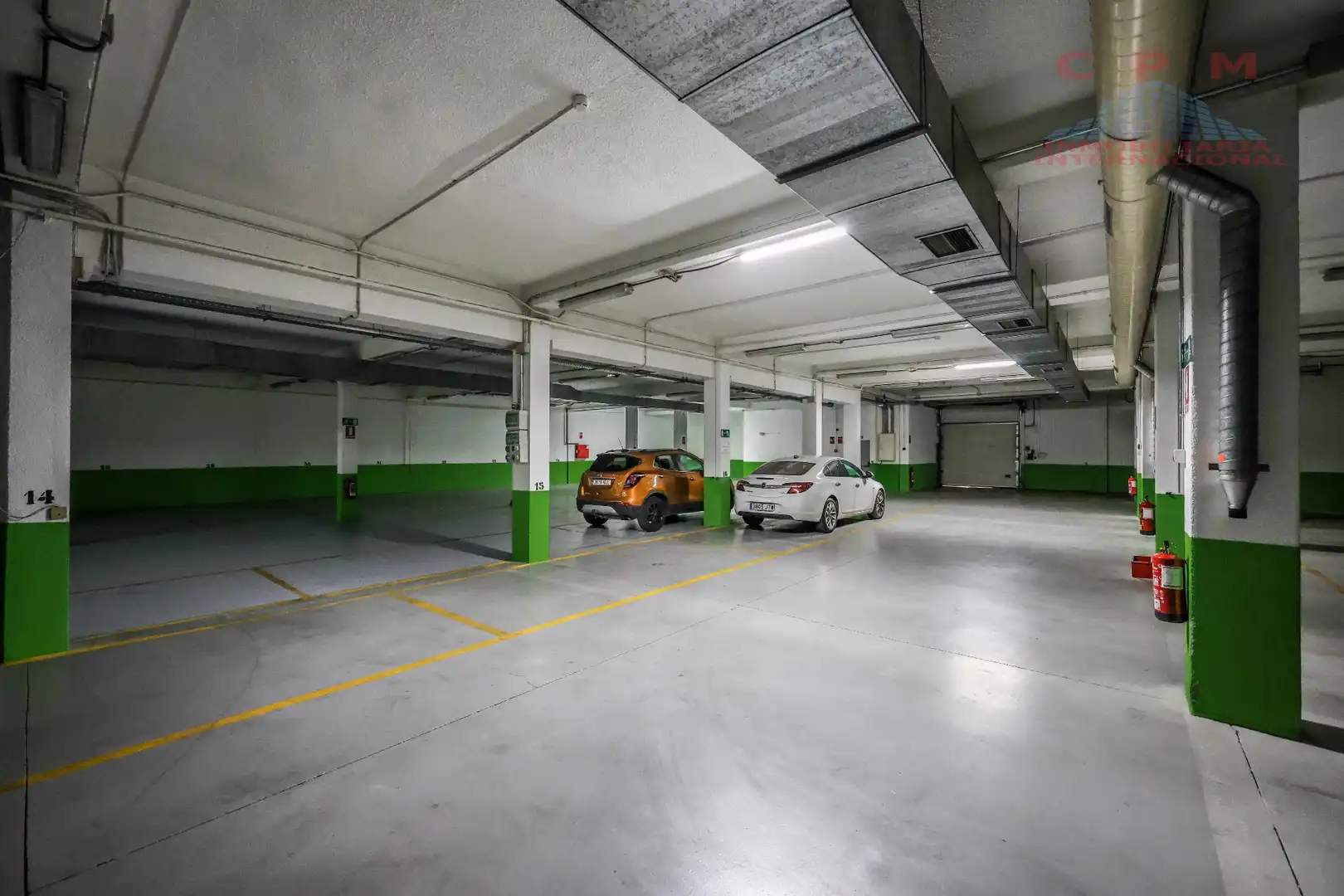 Parkplatz von Gebäude zur Miete in Madrid