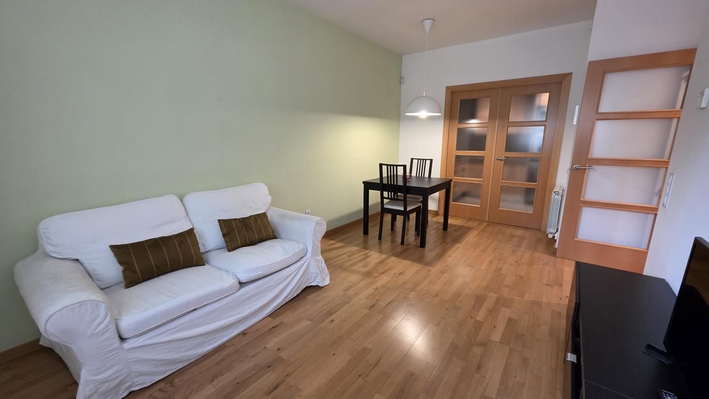 Planta baixa de lloguer en Terrassa amb Calefacció, Parquet i Moblat