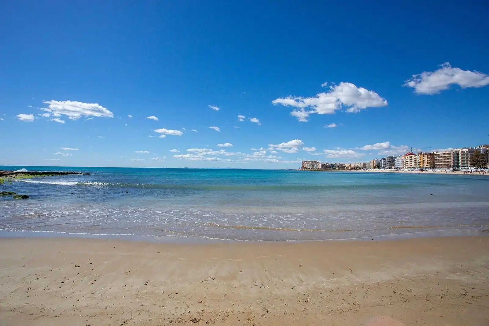 Vista exterior de Ático en venta en Torrevieja con Aire acondicionado, Terraza y Amueblado