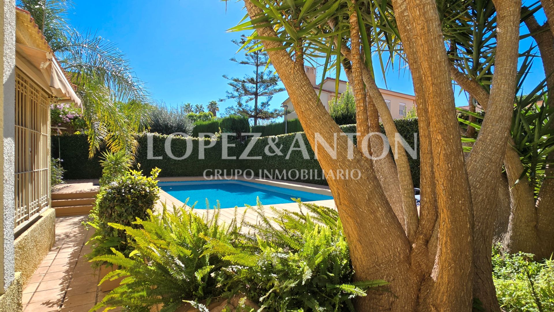 Exterior view of House or chalet for sale in San Antonio de Benagéber  with Air Conditioner, Heating and Private garden