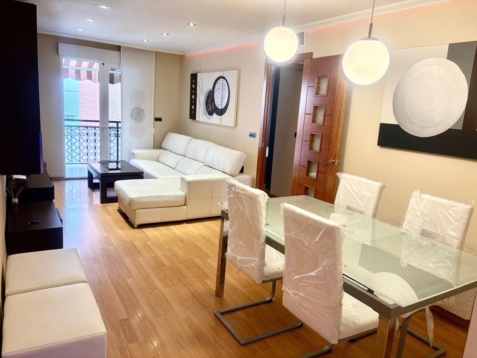 Sala d'estar de Pis de lloguer en  Córdoba Capital amb Aire condicionat, Calefacció i Terrassa