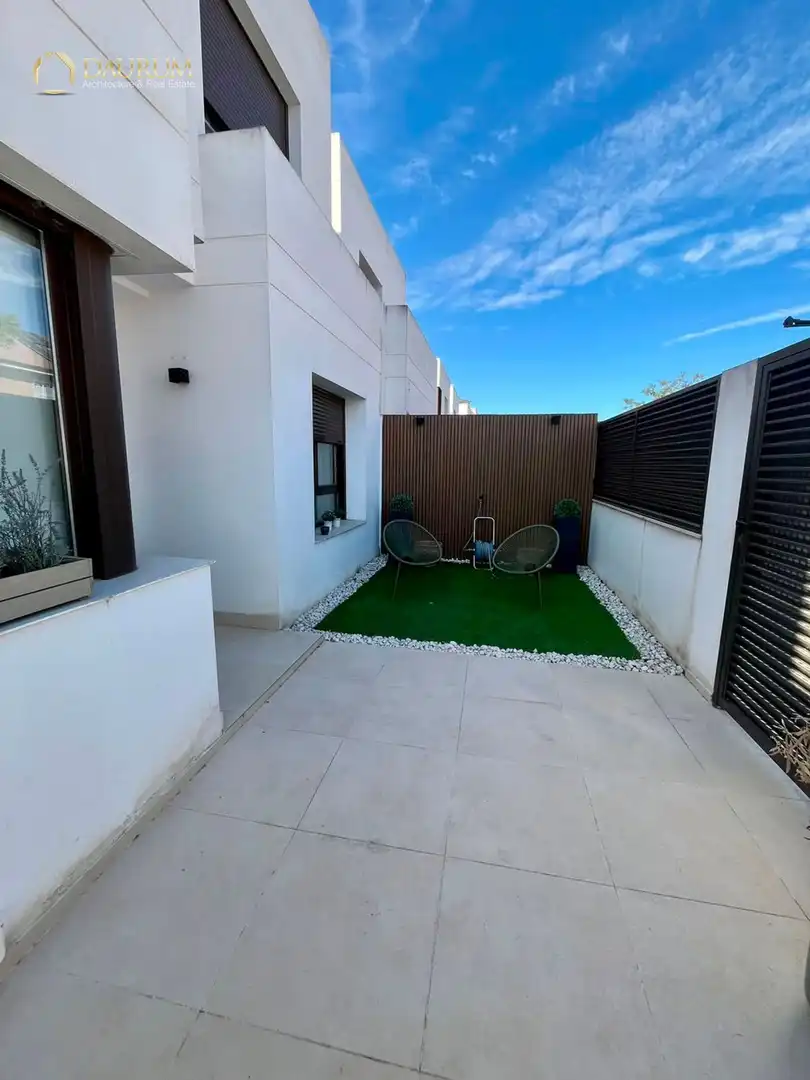 Terraza de Casa adosada en venta en Móstoles con Aire acondicionado, Calefacción y Terraza